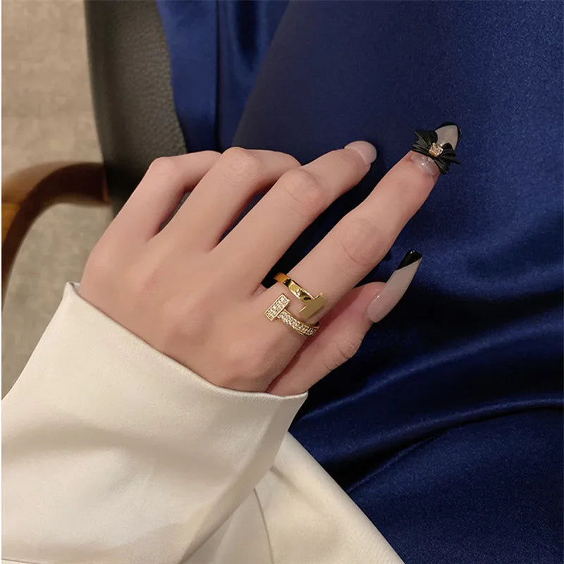 SHANGZHIHUA  Letter Ring