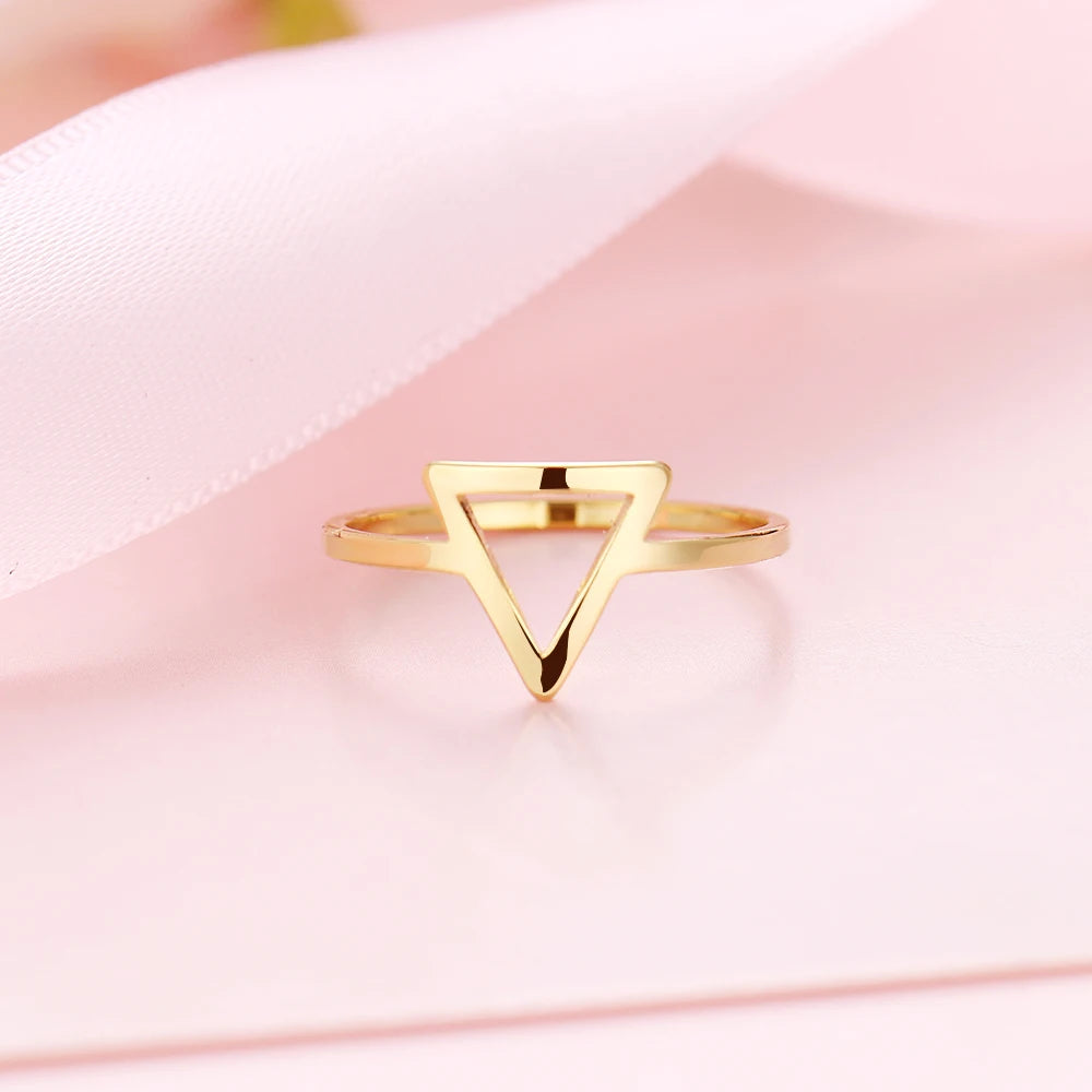 DOTIFI Triangle Finger ring