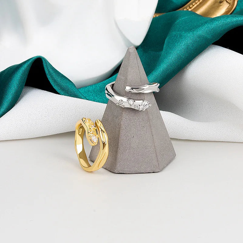 Twisted Zircon Geometric Rings