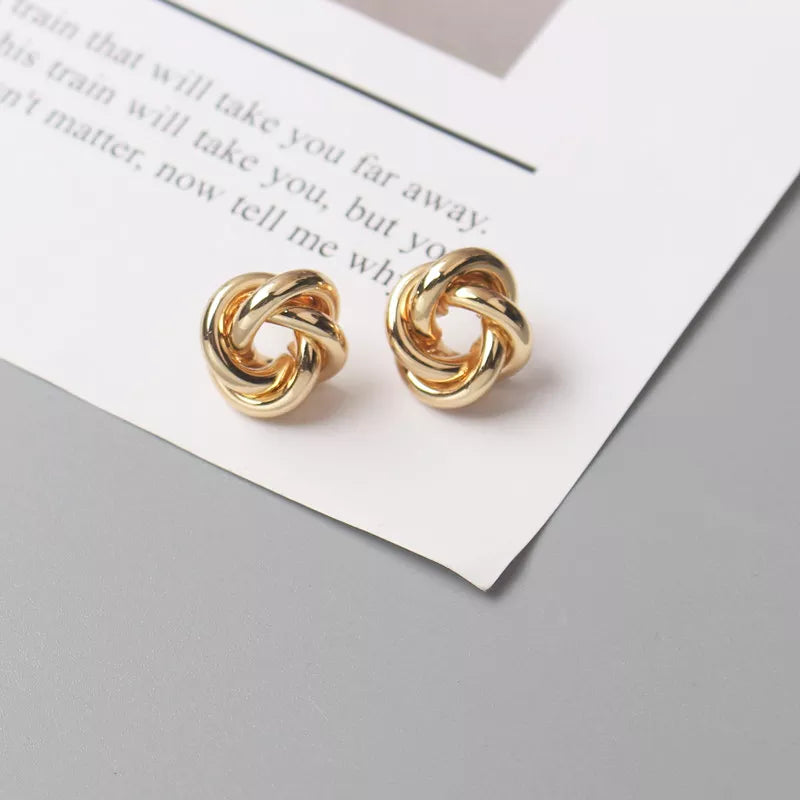 Twist Round Earrings