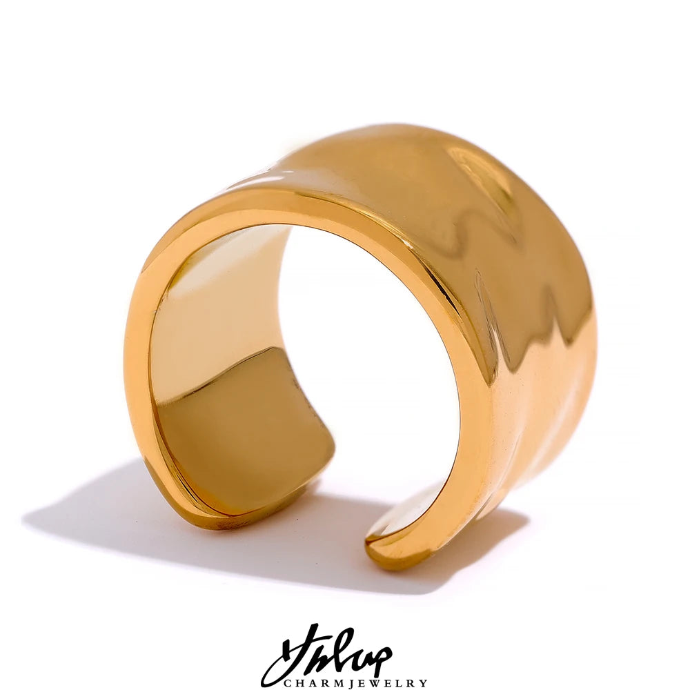 Yhpup Wide Ring