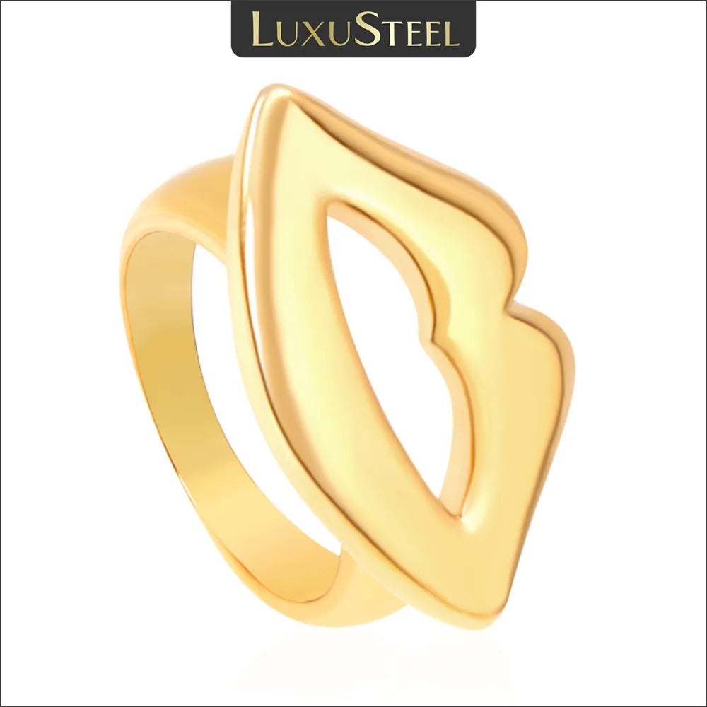 LUXUSTEEL Mouth Shape Ring