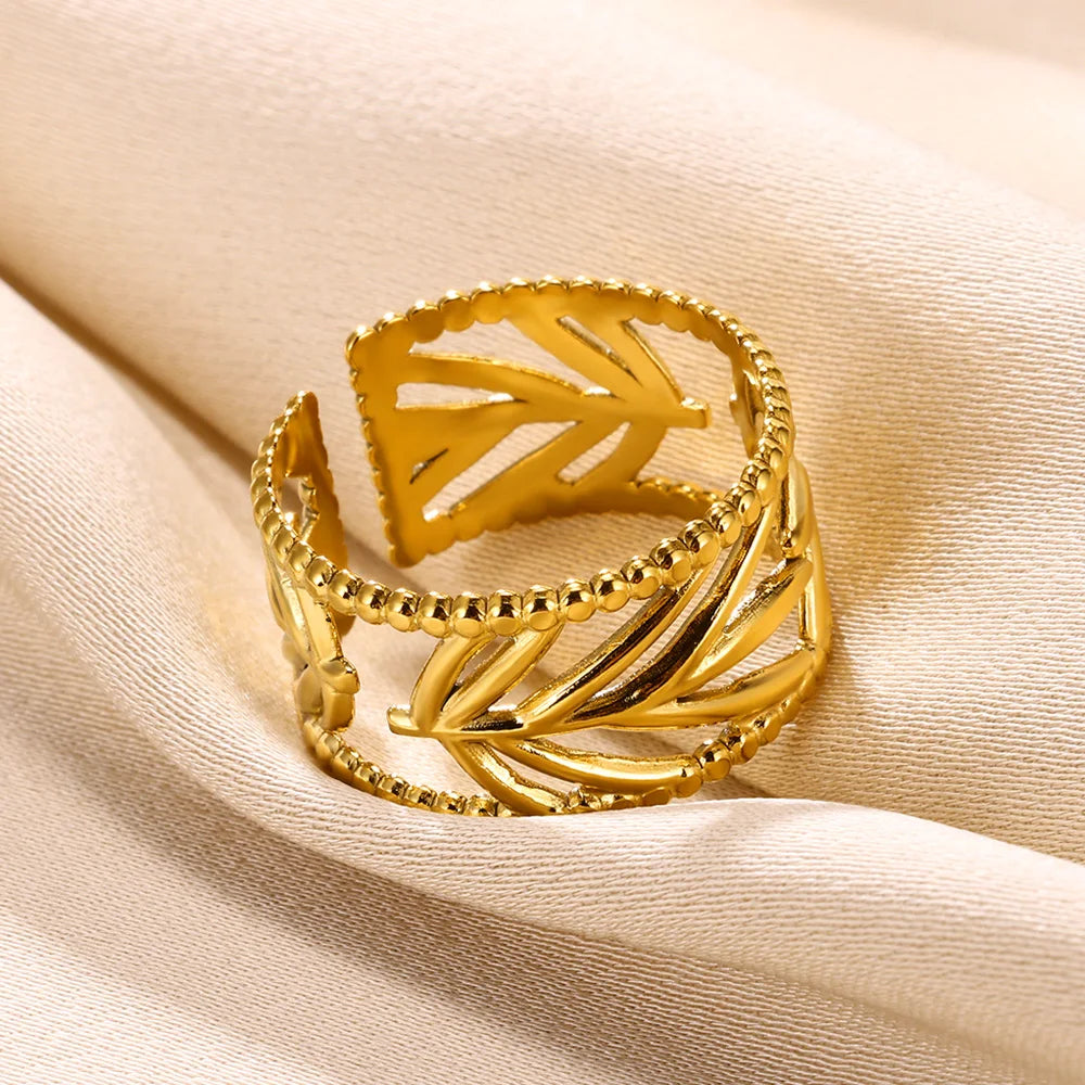 Crown Cuban Chain Ring