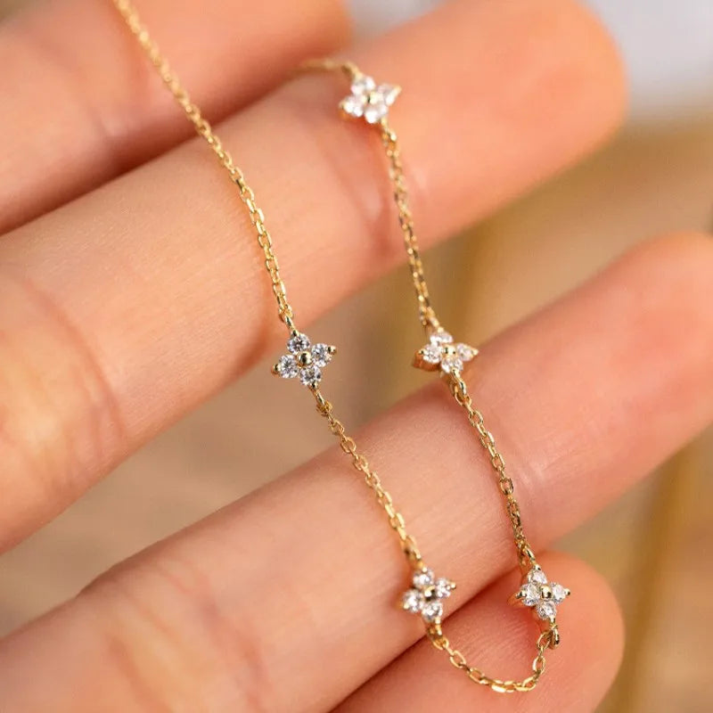 Shiny Zircon Flower Bracelet