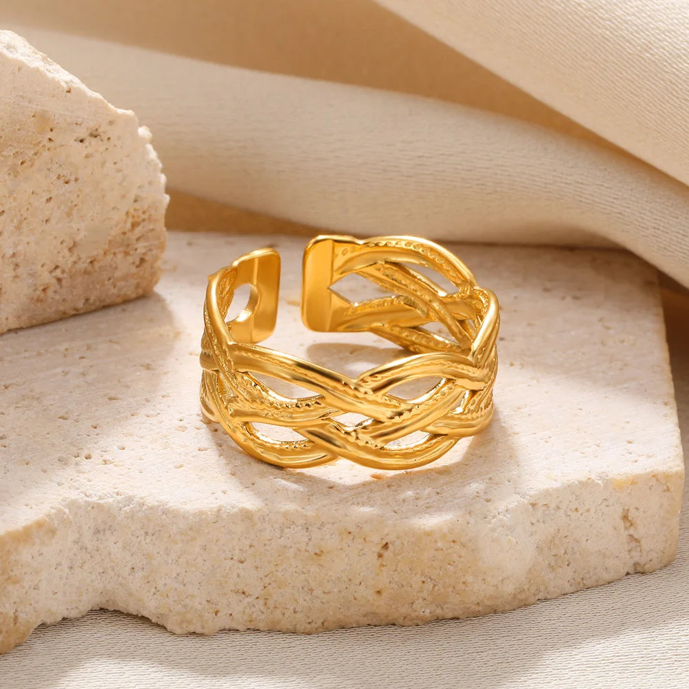 48223853281582|48223853314350