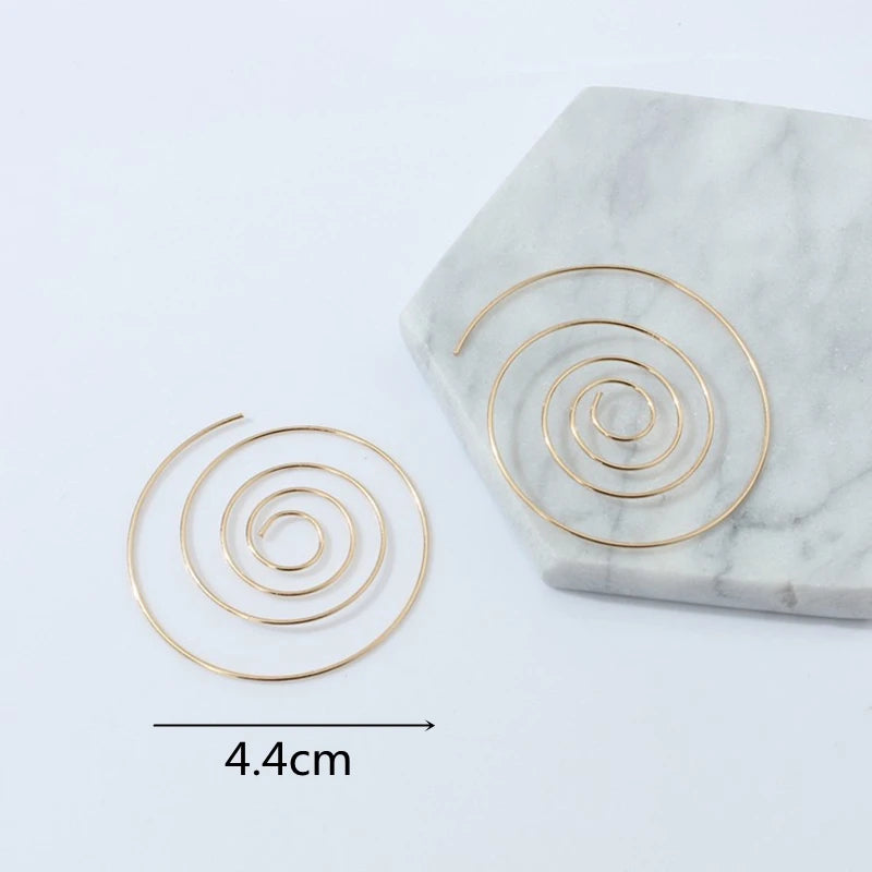 Hyperbole Spiral Stud Earring